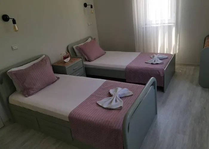 Cam Ormani Icinde Havuzlu Daire Apartment Fethiye
